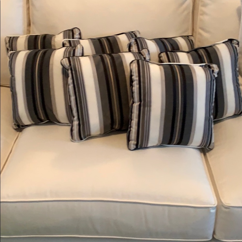 Custom Throw Pillows - Never Used - image 3